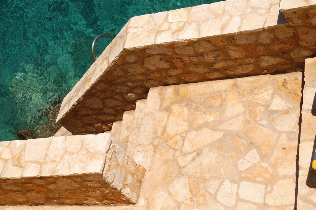 Villa Amalia Chalki Town Buitenkant foto