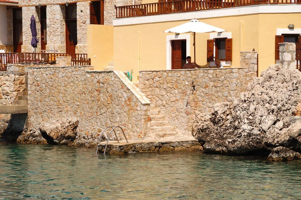 Villa Amalia Chalki Town Buitenkant foto