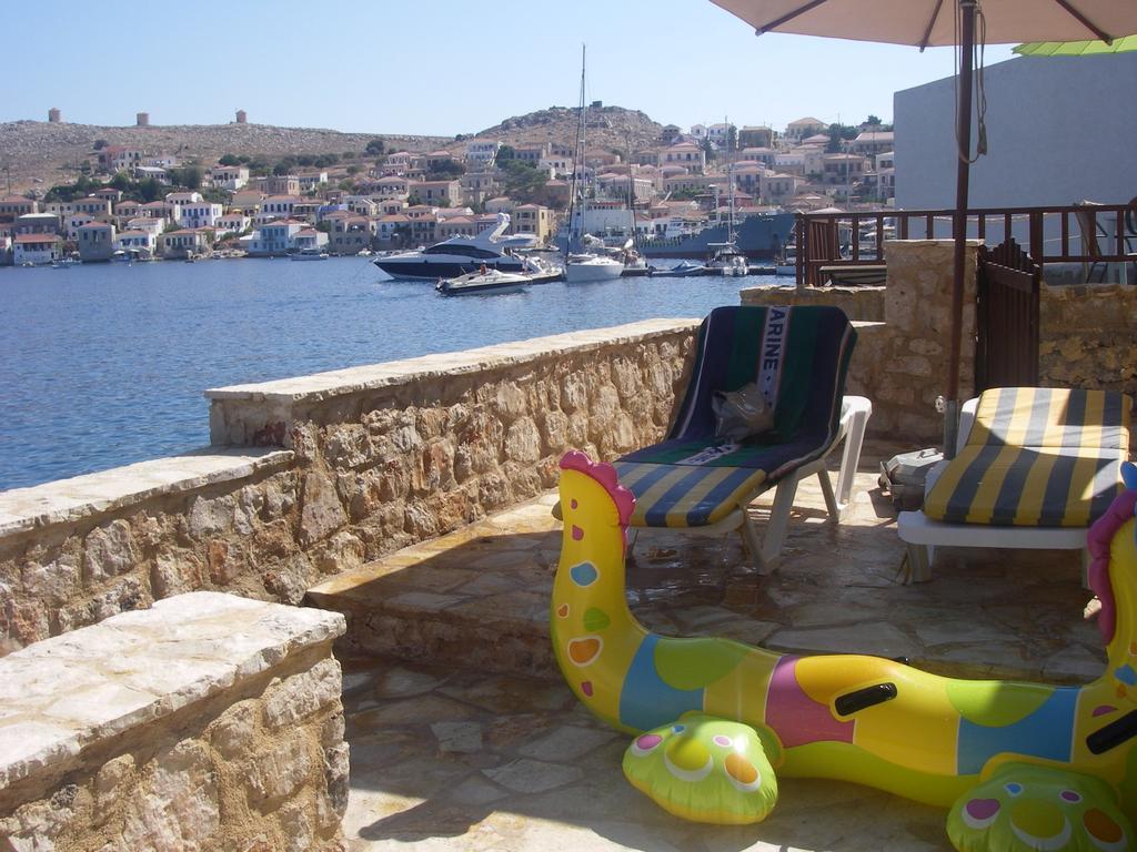 Villa Amalia Chalki Town Buitenkant foto